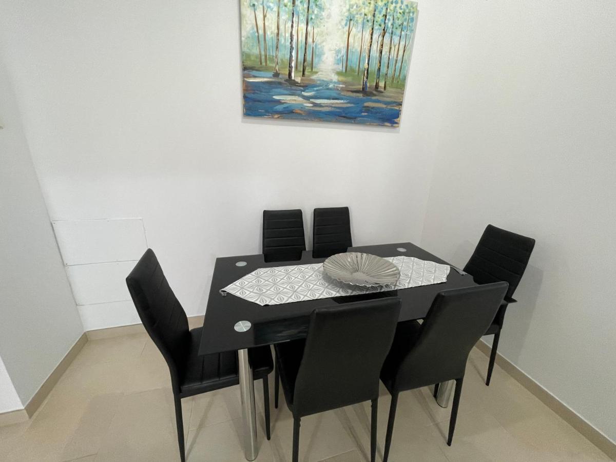 Royal Suites Estepona By Croma Екстер'єр фото