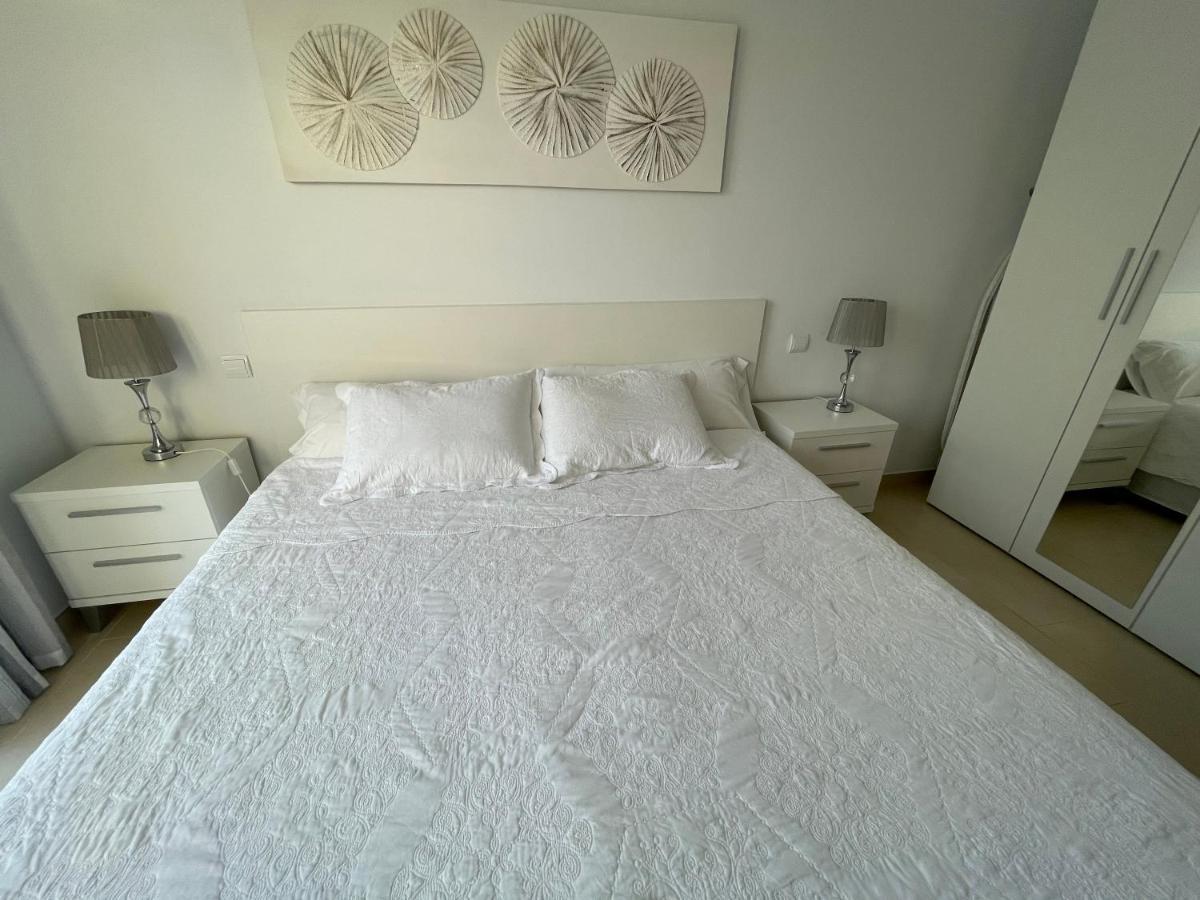Royal Suites Estepona By Croma Екстер'єр фото