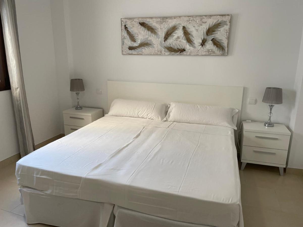 Royal Suites Estepona By Croma Екстер'єр фото