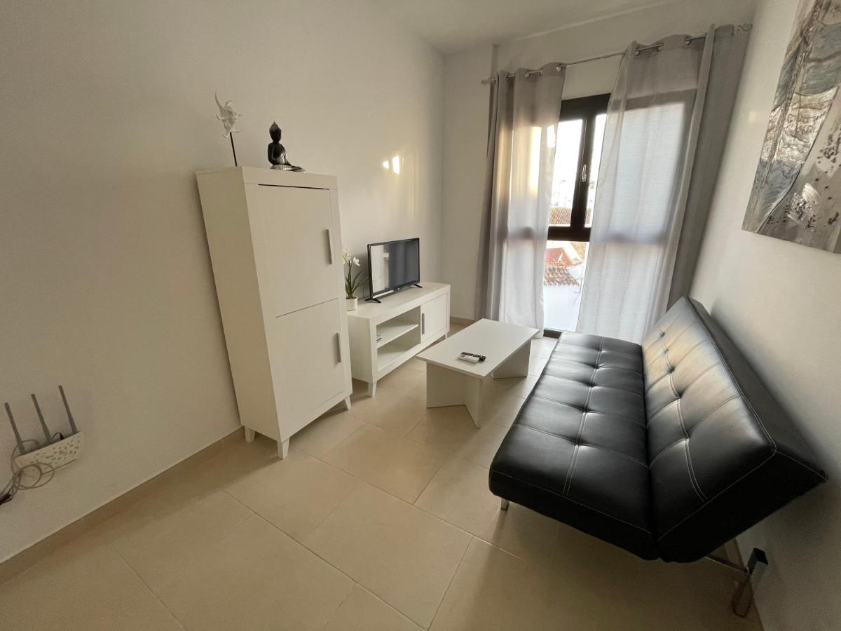Royal Suites Estepona By Croma Екстер'єр фото